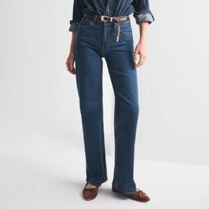 Abercrombie and fitch curve love High Rise 90s Relaxed Jean size 24 regular